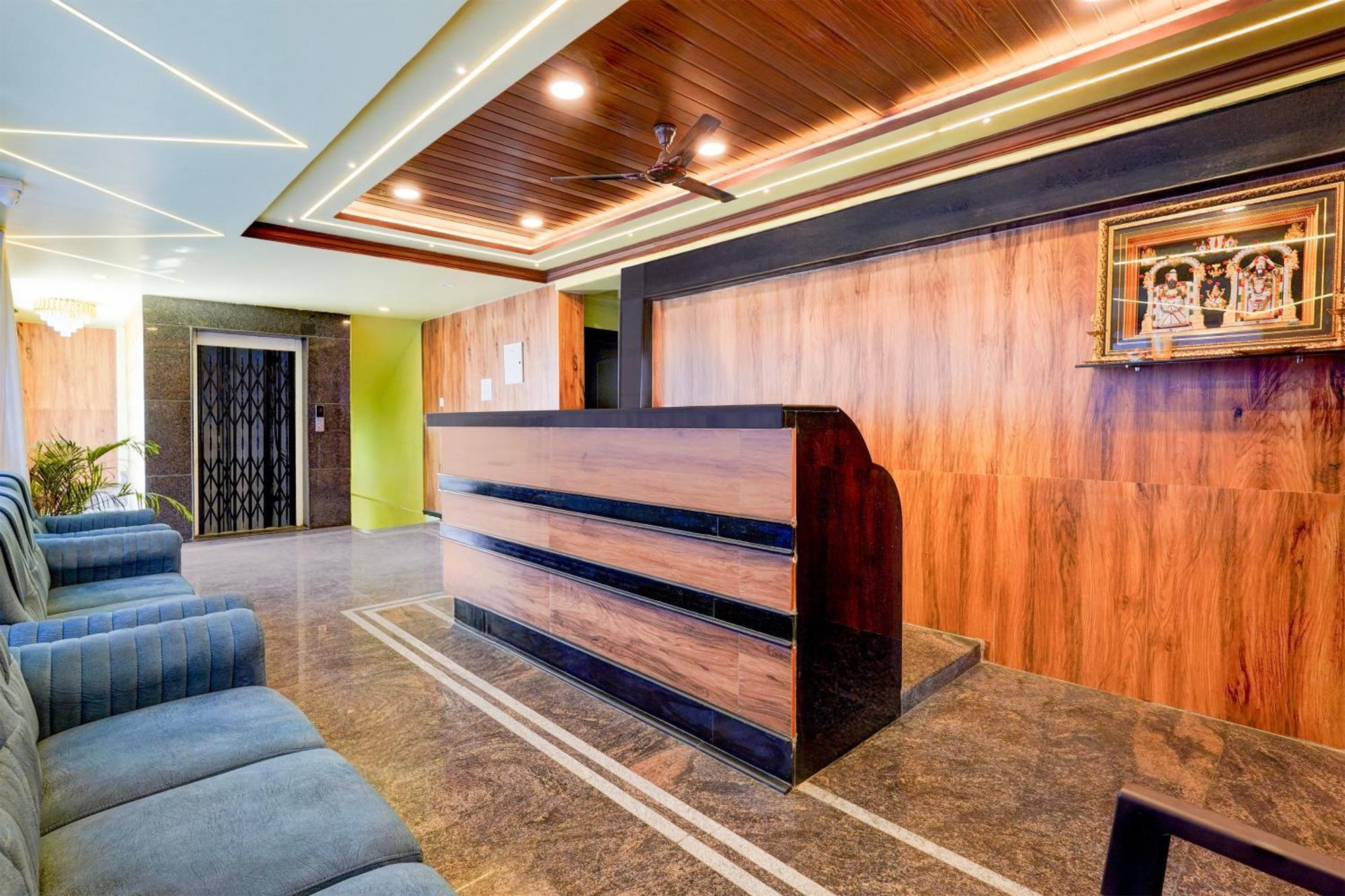 Hotel O Sr Residency ตีรูปาติ ภายนอก รูปภาพ